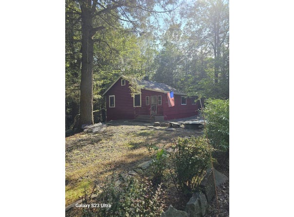 10 Bethel Pl, Smallwood, NY 12701