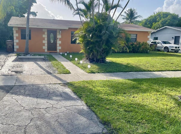 1260 SW 6 Avenue, Deerfield Beach, FL 33441