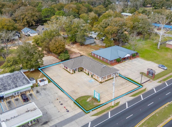 1078 S Ferdon Boulevard, Crestview, FL 32536