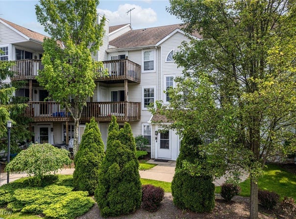 28140 Detroit Road unit: D3, Westlake, OH 44145