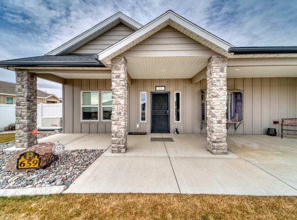 659 N CREEKVIEW Dr, Panguitch, UT 84759
