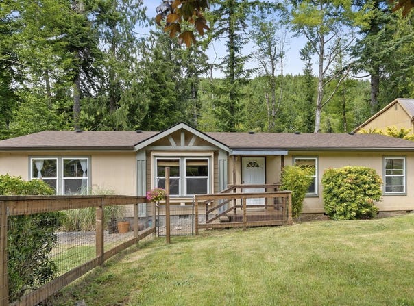 573 N Boulder Creek Drive, Otis, OR 97368