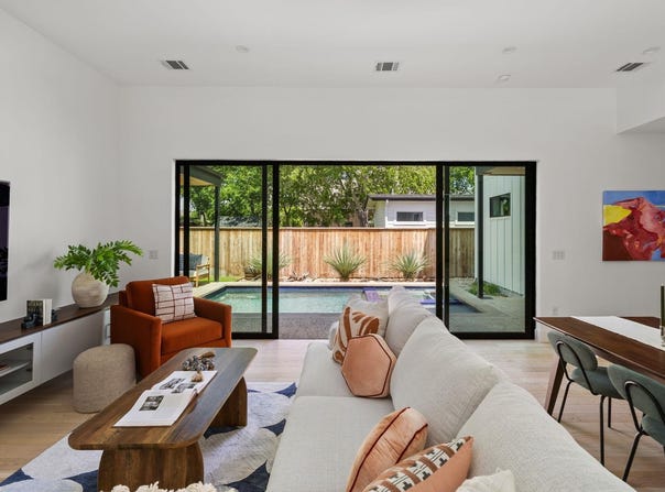 1911 Piedmont Ave, Austin, TX 78757