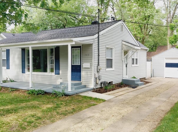 1418 Stamford Avenue, Kalamazoo, MI 49048