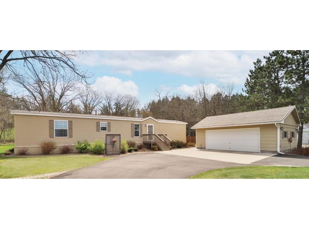 9188 Estate Circle, Brainerd, MN 56401