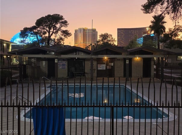 575 S Royal Crest Circle, Las Vegas, NV 89169