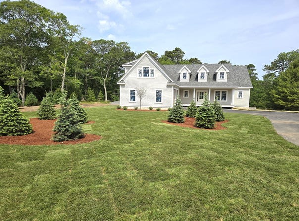 6 Monomoy Lane, Orleans, MA 02653