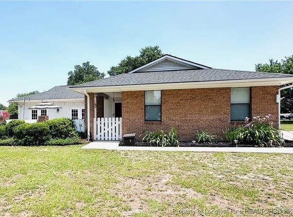 5706 Archer Road, Hope Mills, NC 28348