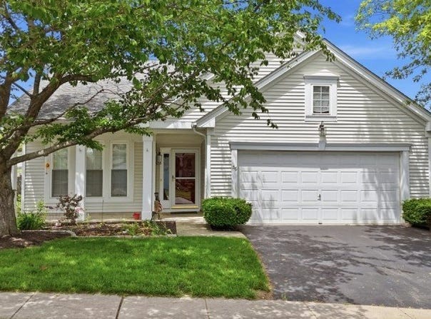 56 Kensington Cir, White Twp., NJ 07823-1700