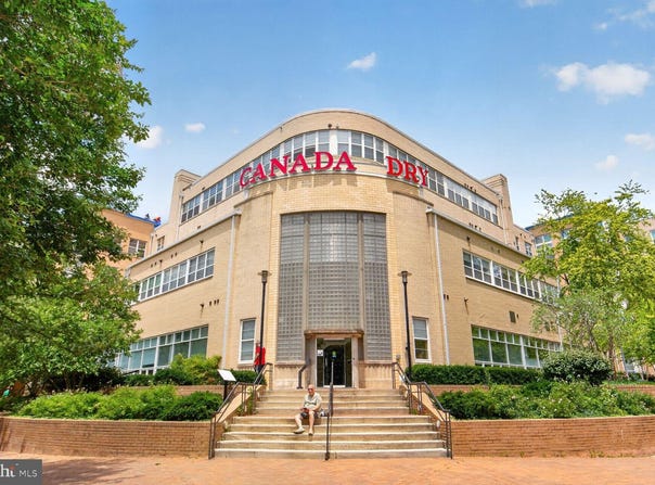 1201 E W Highway, SILVER SPRING, MD 20910