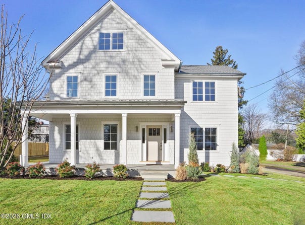 2 Potter Drive, Old Greenwich, CT 06870