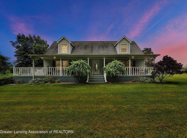 14235 Saxton Rd Road, Springport, MI 49284