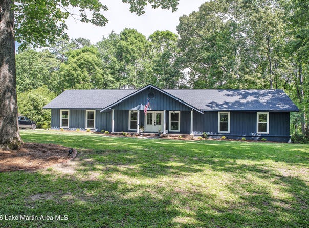 494 Fairway Ridge Rd, Dadeville, AL 36853