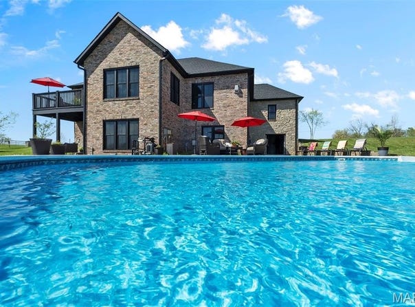 145 Saddlebrooke Ridge, Jackson, MO 63755