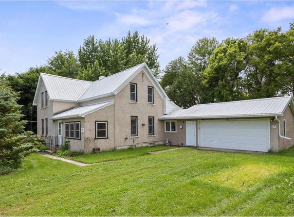 35746 585th Avenue, Lafayette, MN 56054