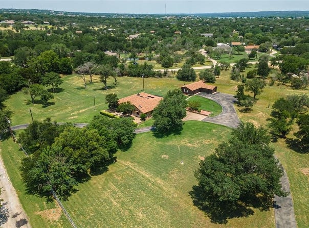 3503 Red Bud Drive, Weatherford, TX 76087