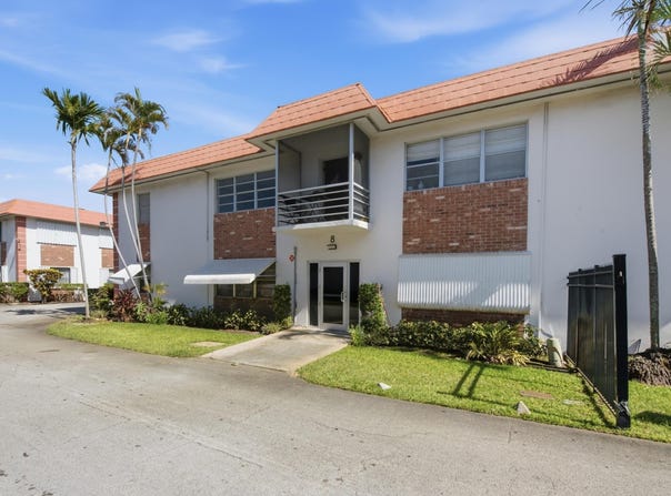 3550 NW 8th Avenue, Pompano Beach, FL 33064