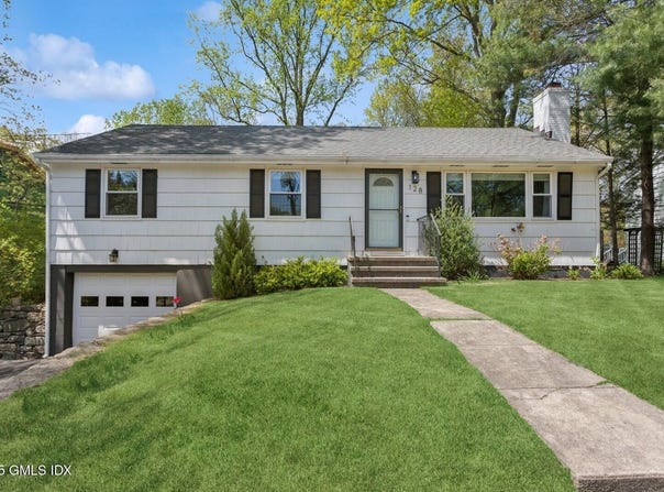 128 West Avenue, Darien, CT 06820