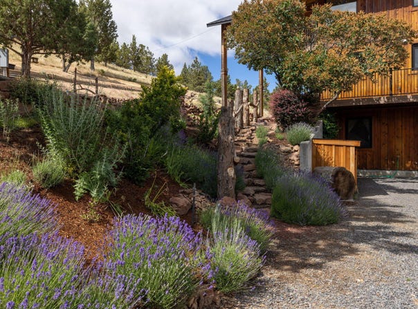 10879 SW Mintken Lane, Culver, OR 97734
