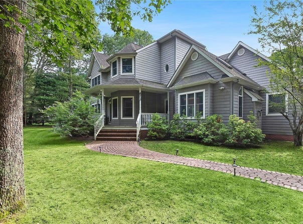 11 Prospect Boulevard, East Hampton, NY 11937