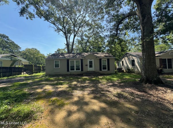 4876 Maplewood Drive, Jackson, MS 39206