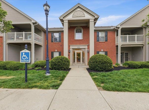 8038 Pinnacle Point Drive, West Chester, OH 45069