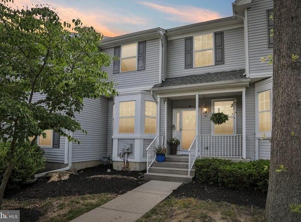 62 HADLEY DRIVE, ROBBINSVILLE, NJ 08691