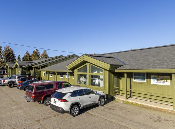 21 E Maple St, Hailey, ID 83333