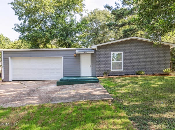 1400 Staunton Drive, Southaven, MS 38671