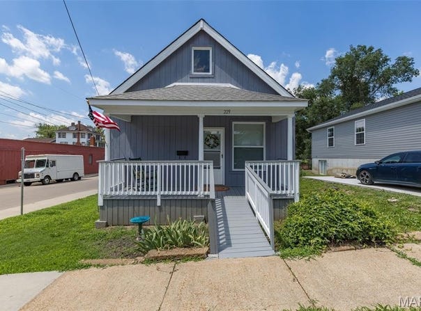229 Broadway Avenue, Crystal City, MO 63019