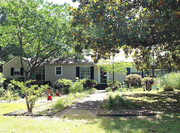 710 Austin St., Maud, TX 75567