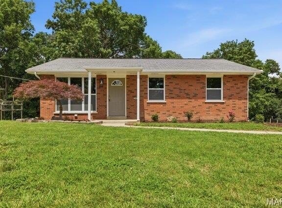 2944 Raw Wind Drive, High Ridge, MO 63049