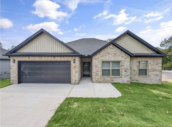 9 Sheidaig  LN, Bella Vista, AR 72715