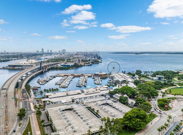 601 NE 1st Avenue, Miami, FL 33132