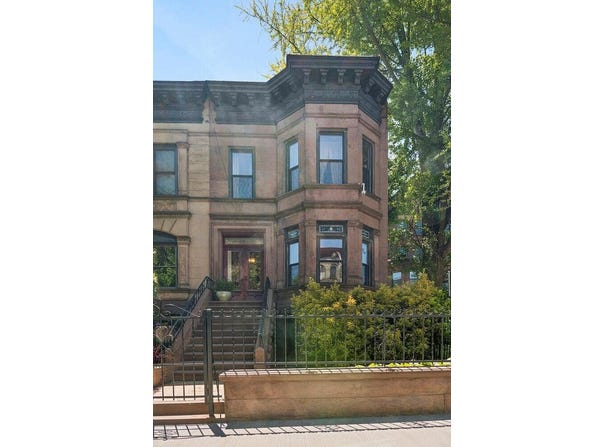 954 PARK Place, Brooklyn, NY 11213