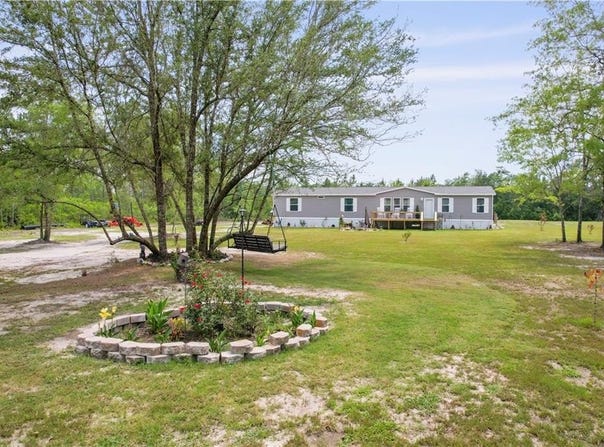 591 Simmons Place Drive SE, Ludowici, GA 31316