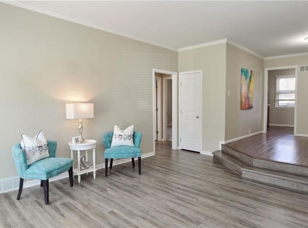 464 W 104th Street, Kansas City, MO 64114