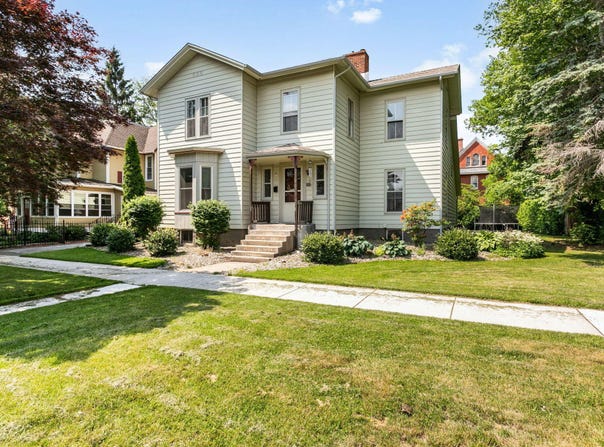 1112 Michigan Avenue, La Porte, IN 46350