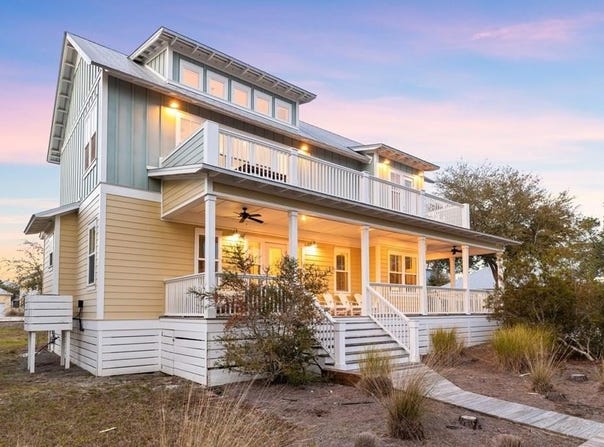 102 Goldfish Ct, Port St. Joe, FL 32456