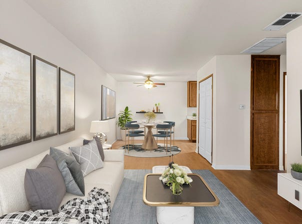 2809 N Los Felices Circle E, Palm Springs, CA 92262