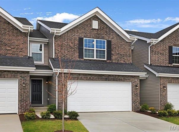 43 Fairmount Grove Drive, St Peters, MO 63376