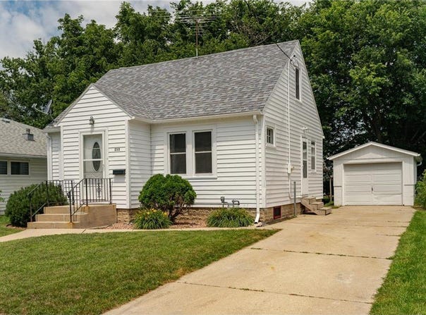 213 11th Street SE, Rochester, MN 55904