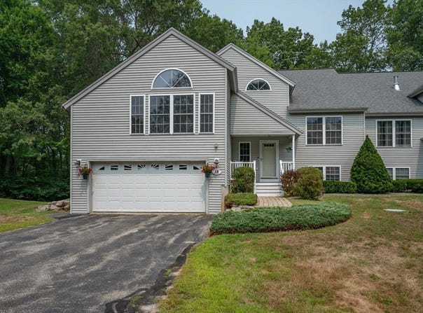 18 Eldon Way, Atkinson, NH 03811