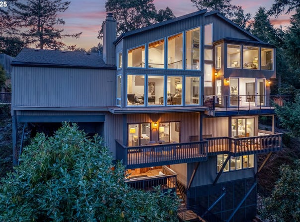 15400 DIAMOND HEAD RD, Lake Oswego, OR 97034