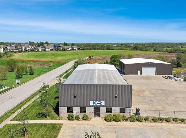 990 Premier Drive, Kearney, MO 64060