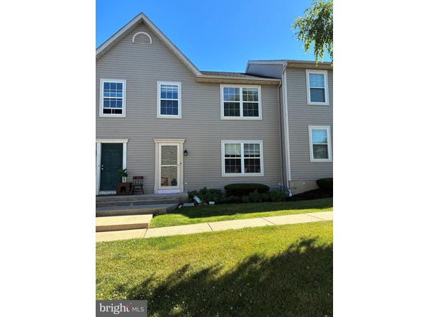 17-4 CRANBERRY, READING, PA 19606