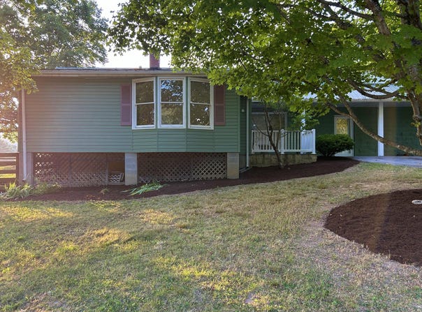 567 Hamilton Edition Road, White Sulphur Springs, WV 24986