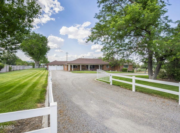 935 Foothill Road, Reno, NV 89511