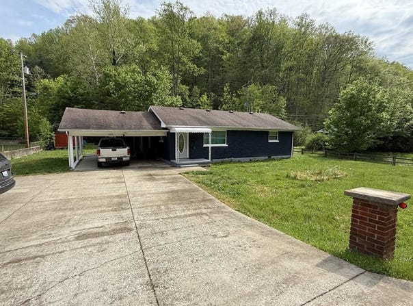 3919 Ky Rt. 40 E, Meally, KY 41234