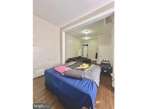 206 PENNINGTON AVENUE, TRENTON, NJ 08618